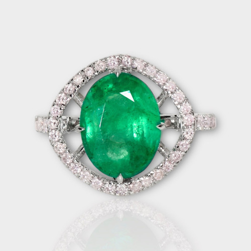 Ring 14K White Gold with Emerald and Diamonds