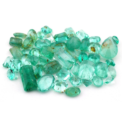 Lot of unmounted loose Emeralds